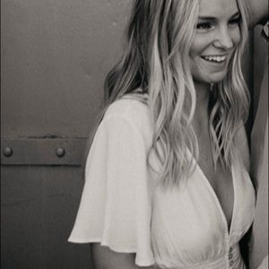 Meet your Posher, Abbey